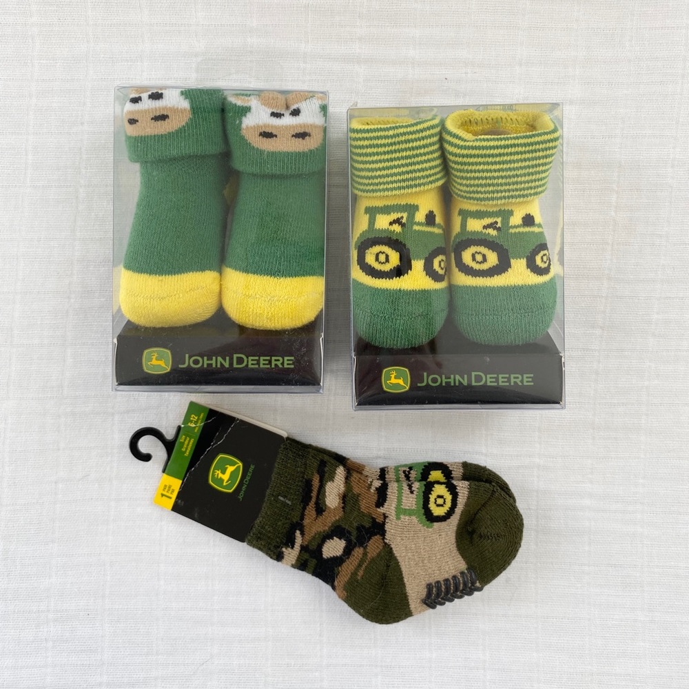John Deere socks & booties NWT